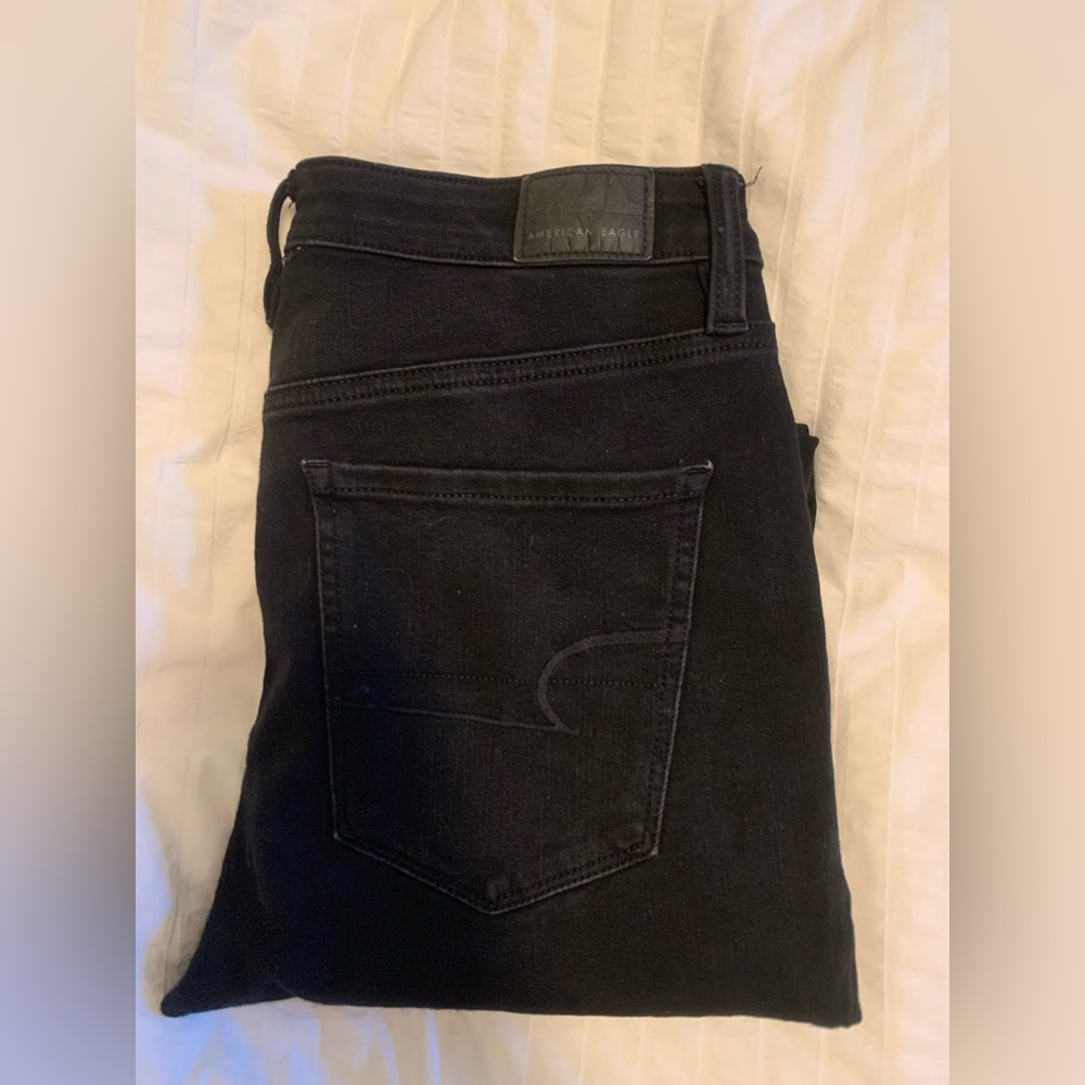 American Eagle Black Super High Rise Jegging